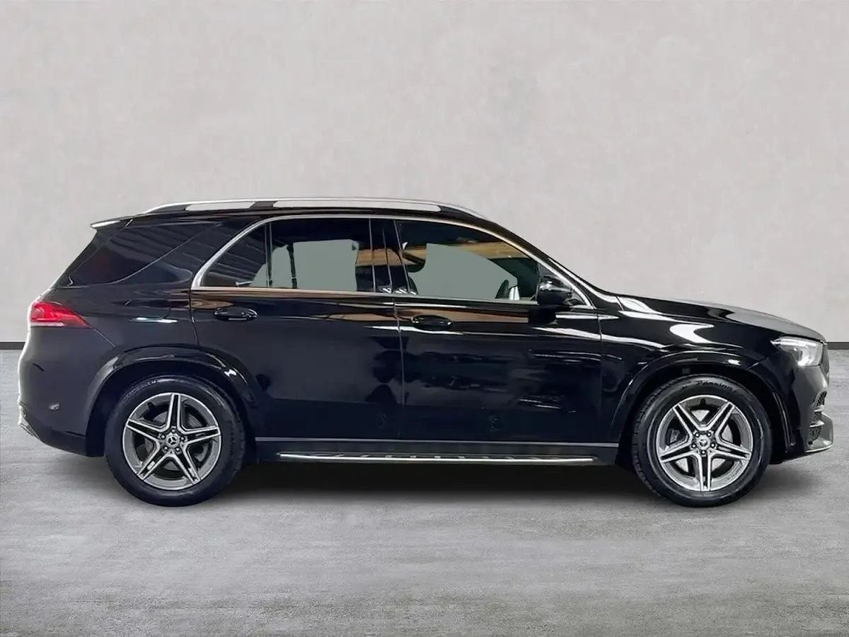 Used Mercedes GLE400 AMG line 2021 Black SUV