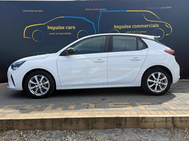 Used Vauxhall Corsa Edition 100 HP (73 kW) 2022 White Hatchback