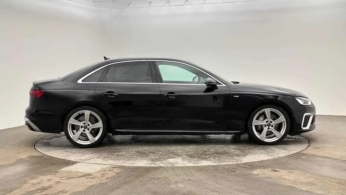Used Audi A4 S-Line 204 HP (150 kW) 2024 Black Sedan