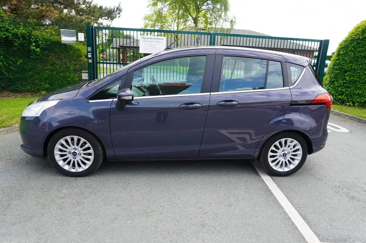 Used Ford B-MAX Titanium 105 HP (77 kW) 2013 Silver MPV