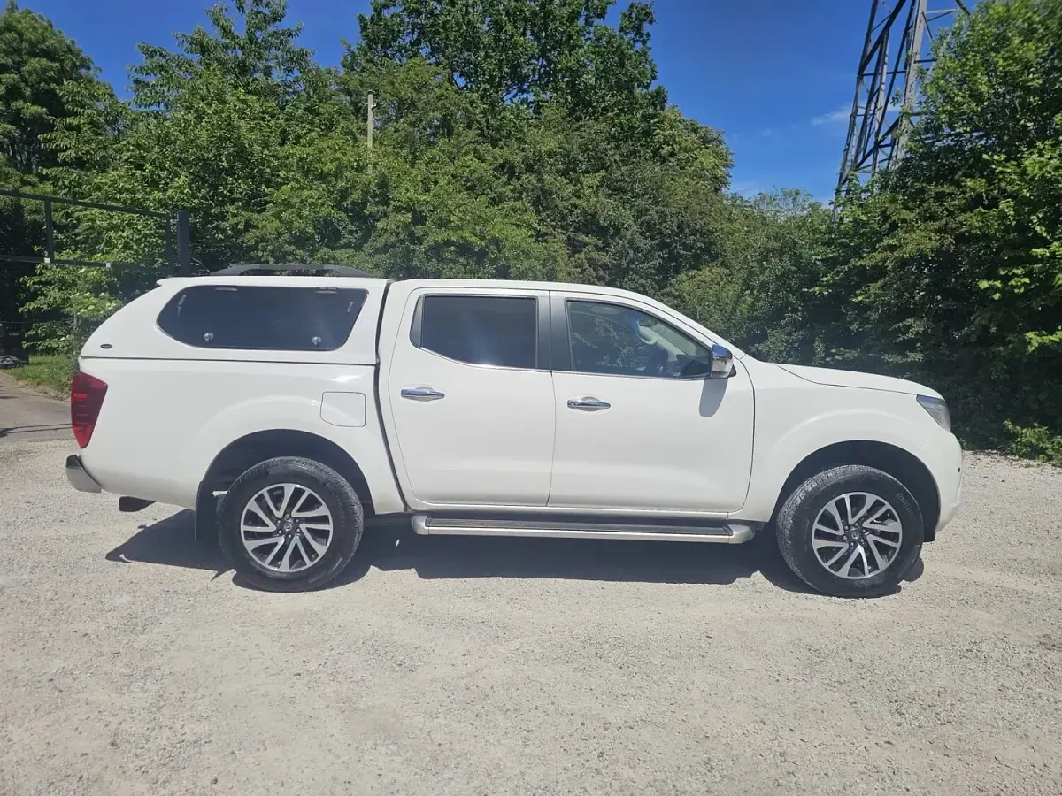 Used Nissan Navara N-Connecta 2017 White Pickup