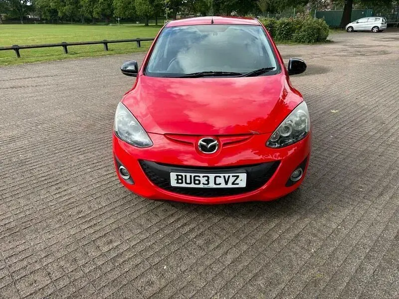 Used Mazda 2 Edition 2013 Red Hatchback