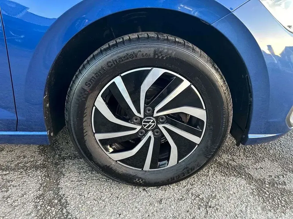 Second-hand VW Polo Life 94 CP (69 kW) 2023 Albastru Hatchback