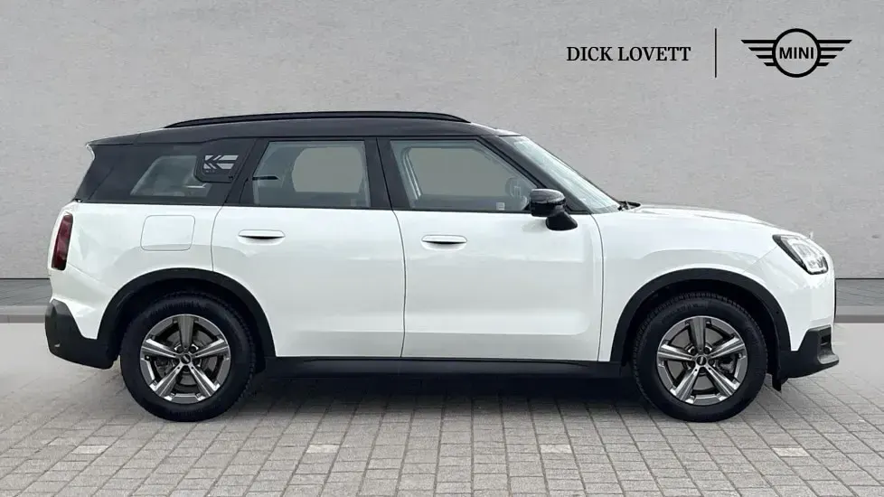 Used Mini Countryman 215 HP (158 kW) 2024 White SUV