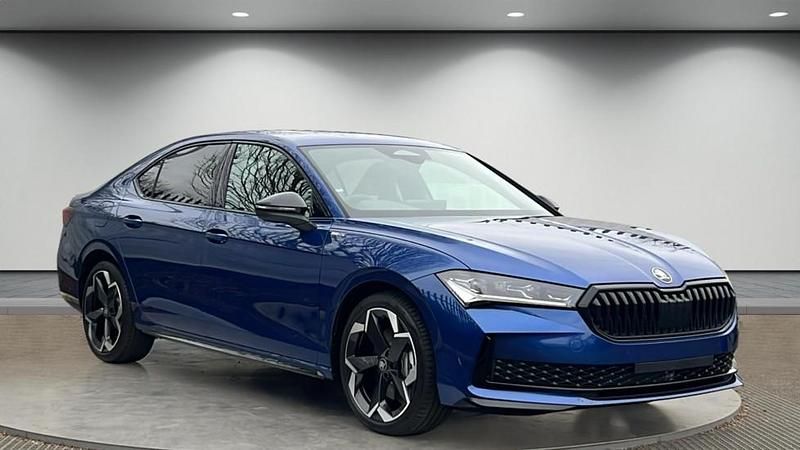 New Skoda Superb SportLine 204 HP (150 kW) 2026 Cobalt blue metallic Hatchback