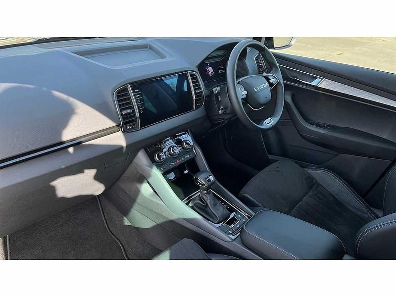 Used Skoda Karoq SE L 147 HP (108 kW) 2025 Black SUV