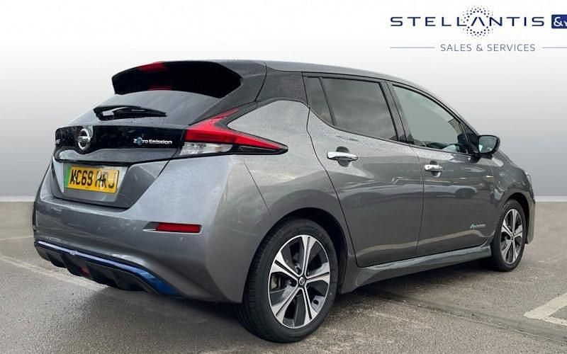 Used Nissan Leaf Tekna 110 kW (150 HP) 2022 Hatchback