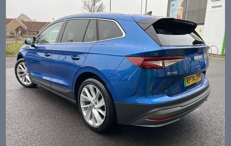 Used Skoda Enyaq iV 210 kW (286 HP) 2024 Blue SUV