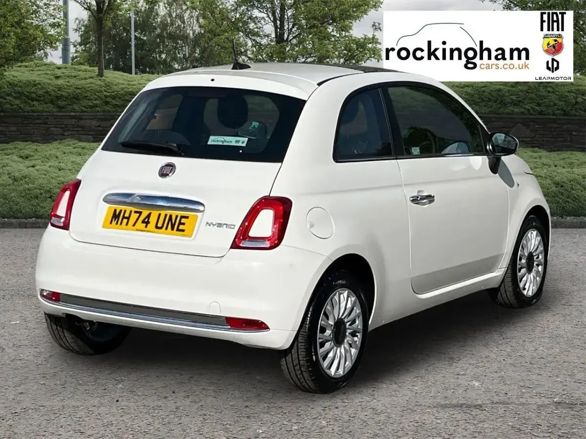 Used Fiat 500 S 70 HP (51 kW) 2025 White Hatchback