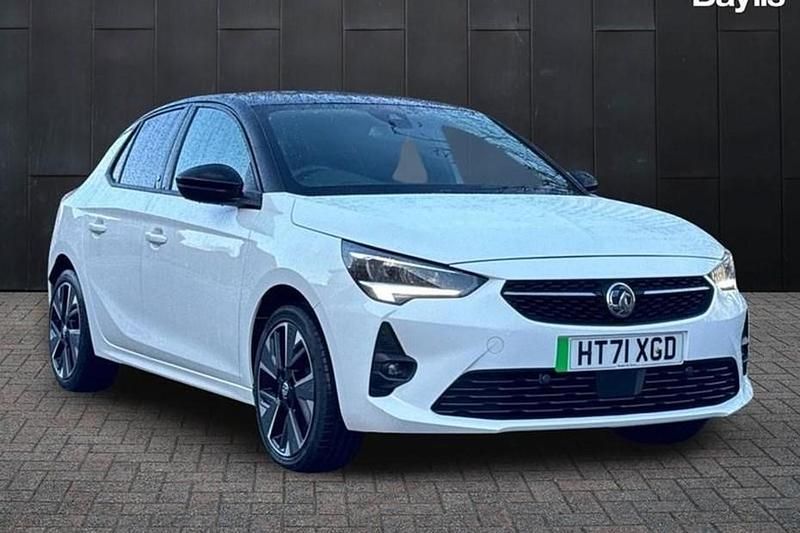 Used Vauxhall Corsa-e SRi 100 kW (136 HP) 2022 White Hatchback