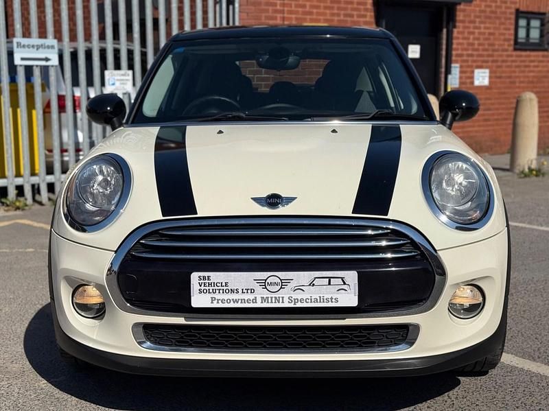 Used Mini Cooper Hatch 2016 White Hatchback