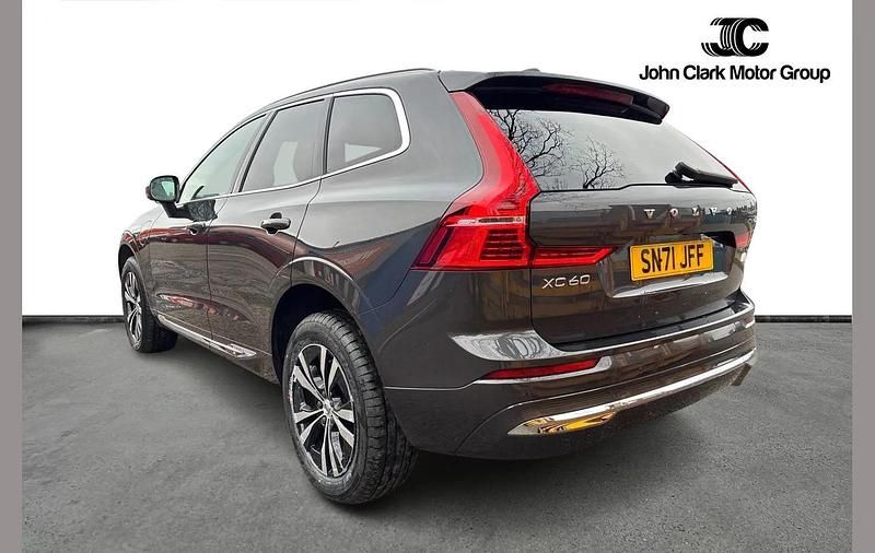 Used Volvo XC60 Inscription 337 HP (247 kW) 2022 Grey SUV