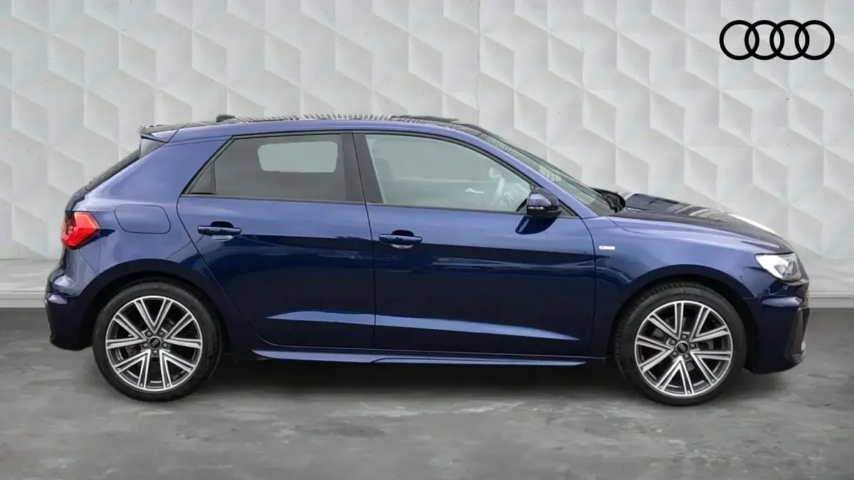 Used Audi A1 Sportback S-Line 116 HP (85 kW) 2024 Blue Hatchback