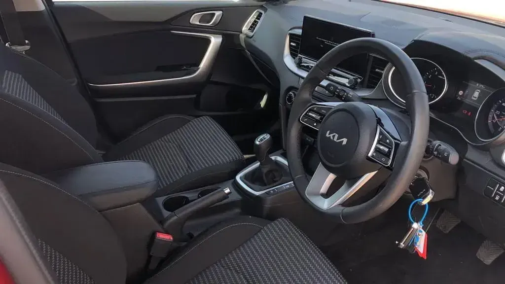 Used Kia Ceed 2025 Red Hatchback