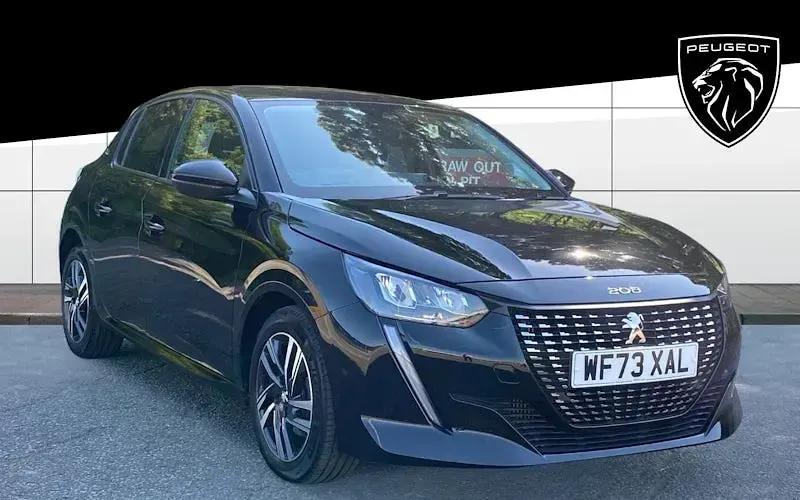 Używany Peugeot 208 Allure+ 102 KM (75 kW) 2023 Hatchback