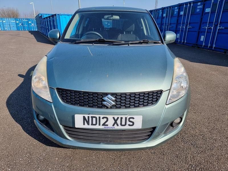 Used Suzuki Swift SZ4 2012 Green Hatchback