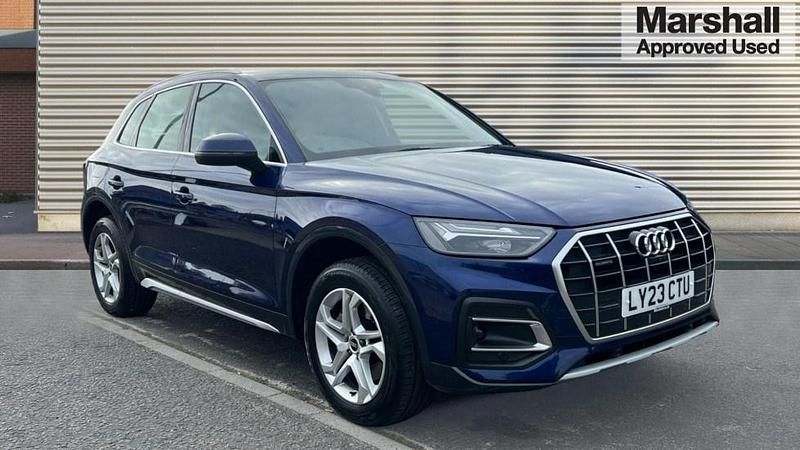 Blue Used 2023 Audi Q5 Sport SUV | £27,450 (Good price) - Image 1/4