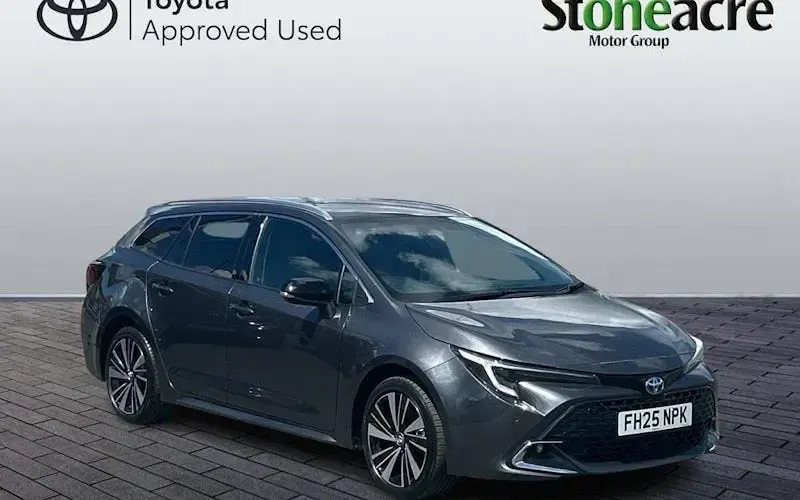 Used Toyota Corolla Design 140 HP (102 kW) 2025 Estate