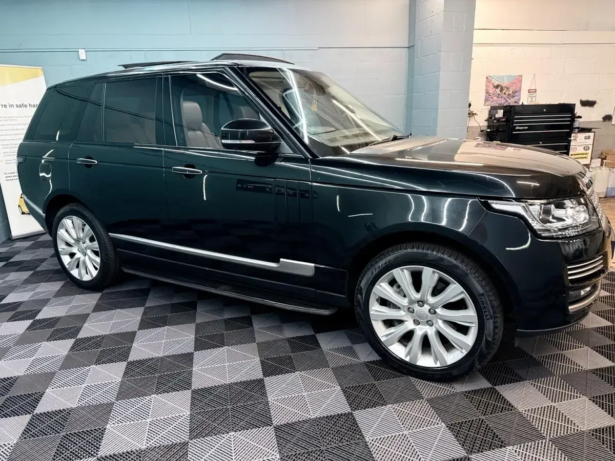 Used Land Rover Range Rover Autobiography 339 HP (249 kW) 2013 Black SUV