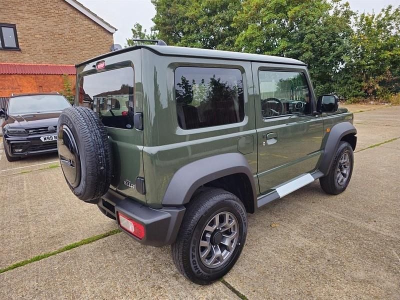 Used Suzuki Jimny SZ5 101 HP (74 kW) 2024 Green SUV