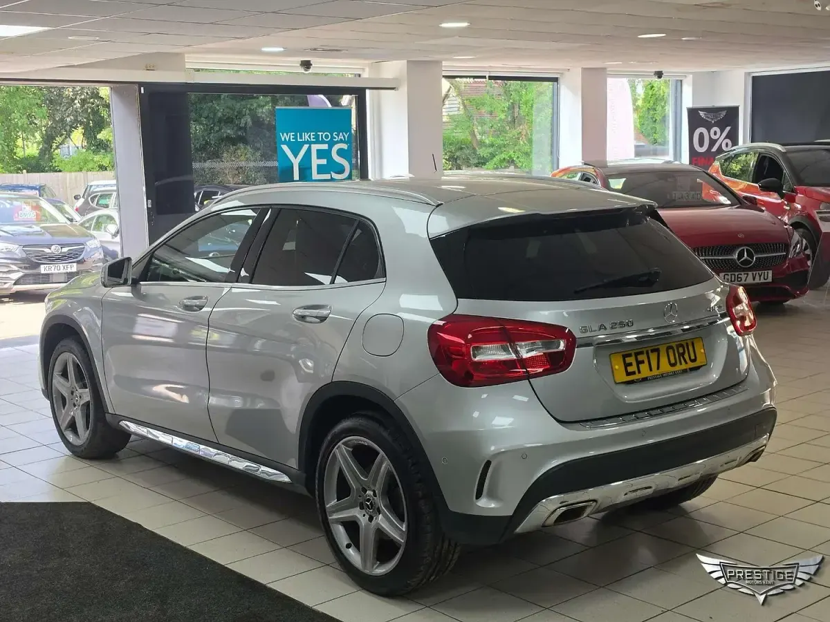 Used Mercedes GLA250 Executive 2017 Silver SUV