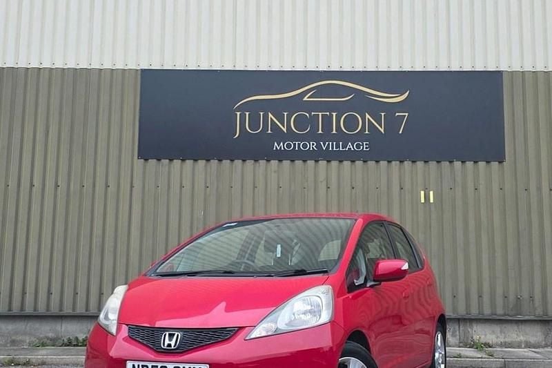 Red Used 2009 Honda Jazz ES Hatchback | £1,995 (Fair price) - Image 1/1