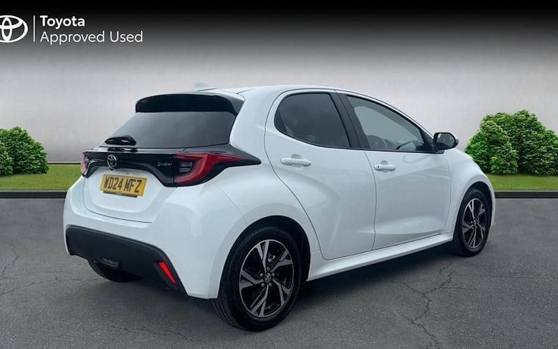 Used Toyota Yaris Hybrid Design 116 HP (85 kW) 2026 Hatchback