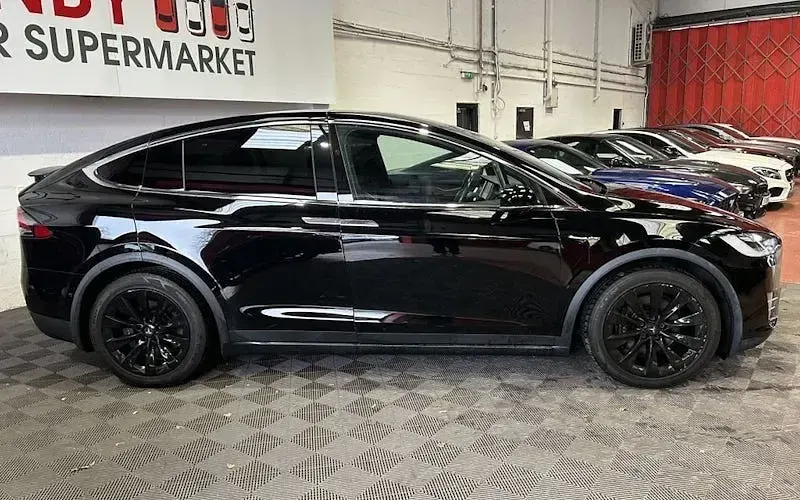 Used Tesla Model X Standard Range 448 kW (610 HP) 2019 Black SUV