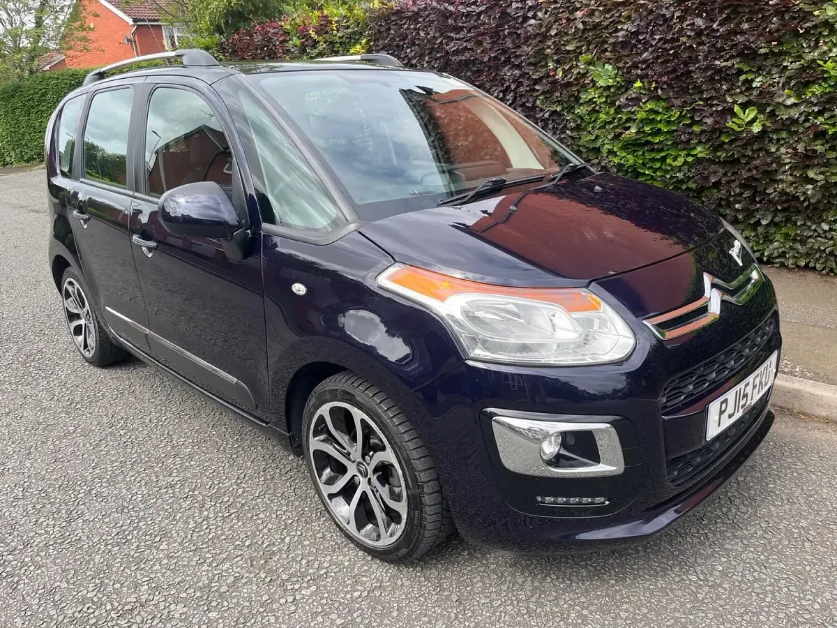 Used Citroën C3 Picasso SELECTION 90 HP (66 kW) 2015 Blue MPV