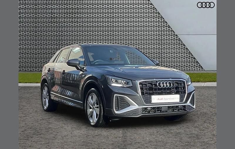 Used Audi Q2 S-Line 147 HP (108 kW) 2023 Grey SUV