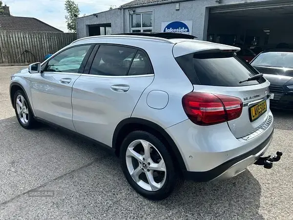 Used Mercedes GLA200 Premium Plus 136 HP (100 kW) 2019 Silver SUV