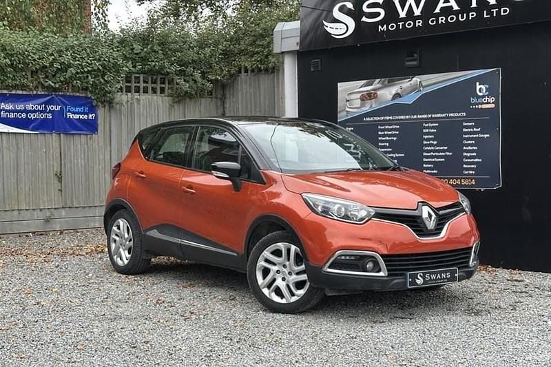 Orange Used 2014 Renault Captur Dynamique SUV | £6,495 (Fair price) - Image 1/1