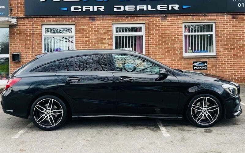 Used Mercedes CLA220 Shooting Brake AMG line 177 HP (130 kW) 2017 Black Estate