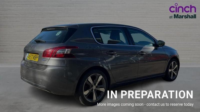 Used Peugeot 308 Allure 130 HP (95 kW) 2017 Nimbus grey