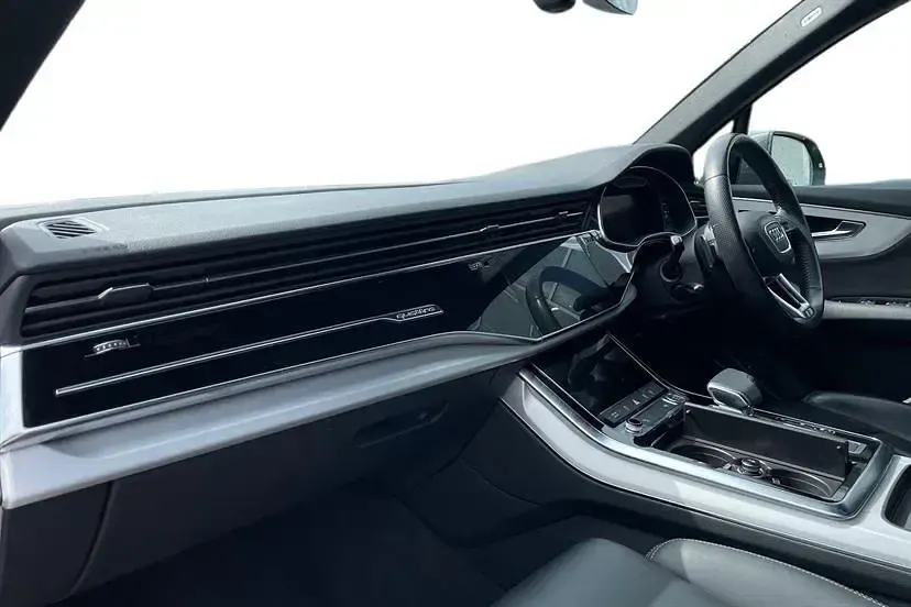 Usado Audi Q7 S-Line 286 CV (210 kW) 2020 Gris SUV