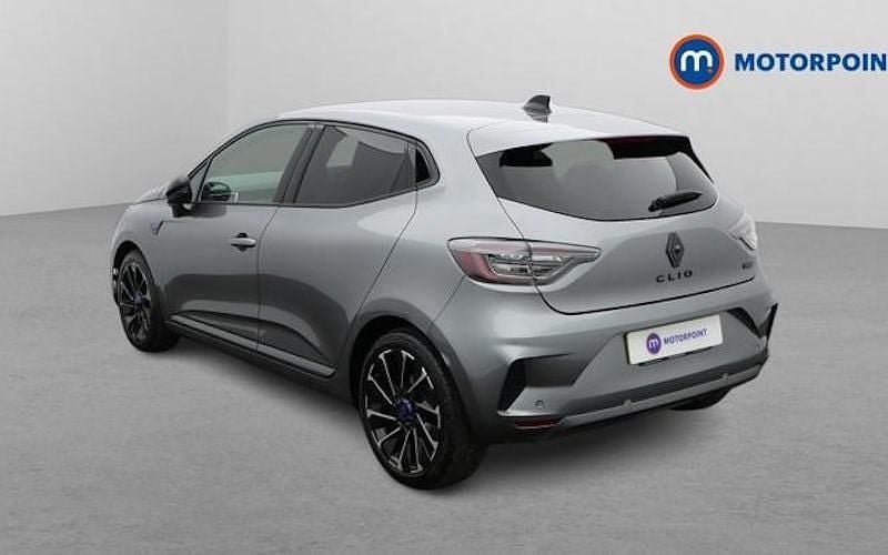 Used Renault Clio V Esprit Alpine 143 HP (105 kW) 2025 Hatchback