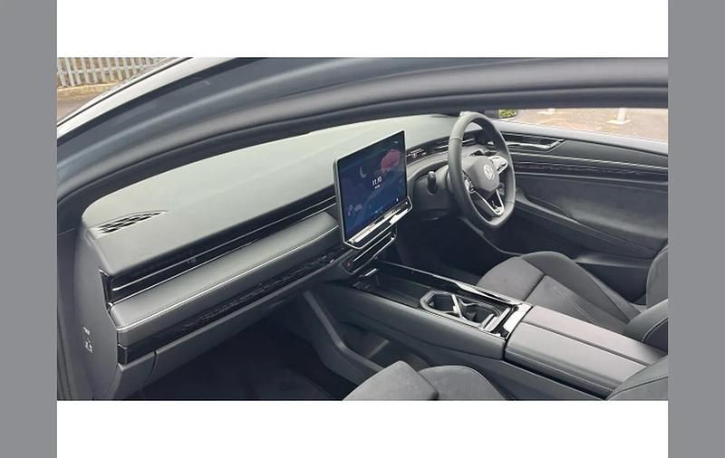 New VW ID.7 Pro 206 kW (281 HP) 2025 Other Hatchback
