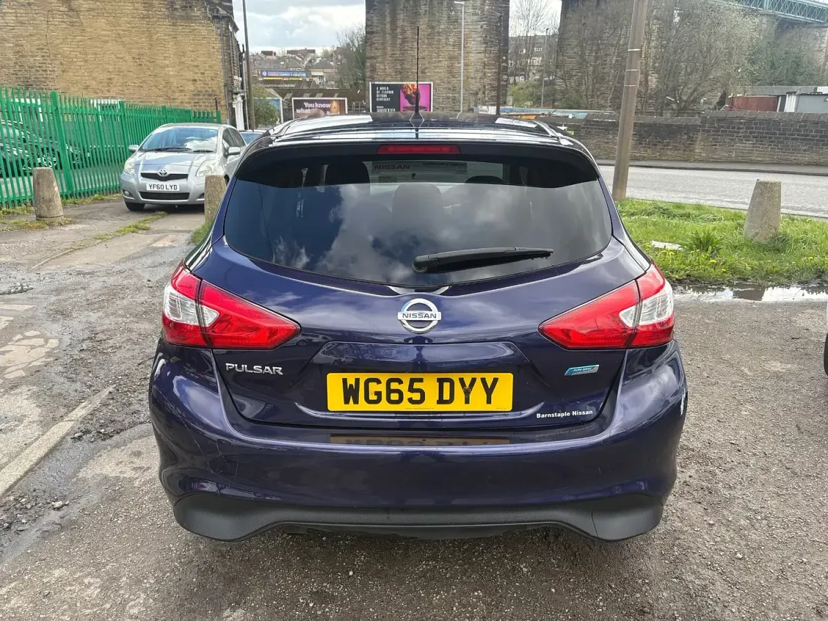 Used Nissan Pulsar N-TEC 110 HP (80 kW) 2015 Blue Hatchback