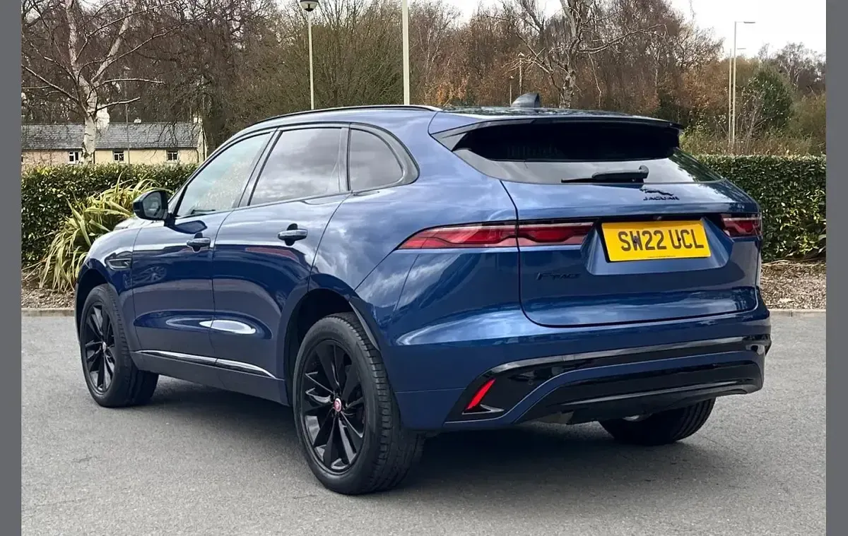 Used Jaguar F-Pace R-Dynamic 200 HP (147 kW) 2022 Blue SUV