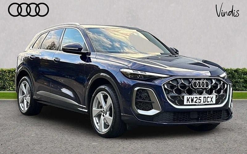 Blue Used 2025 Audi Q5 S-Line SUV | £49,887 - Image 1/4