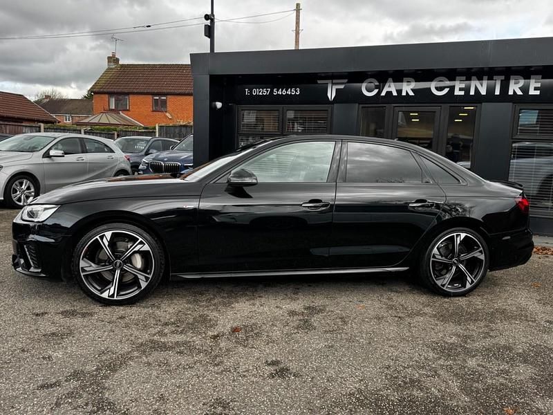 Used Audi A4 Black Edition 190 HP (139 kW) 2023 Black Sedan
