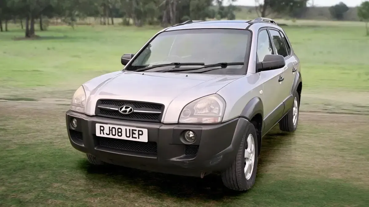 Used Hyundai Tucson 140 HP (102 kW) 2008 Silver SUV