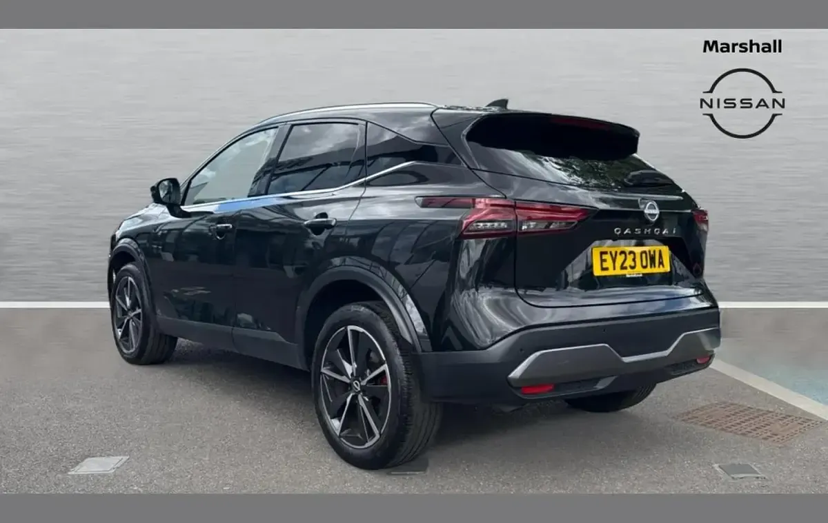 Used Nissan Qashqai Tekna 155 HP (114 kW) 2023 Black SUV