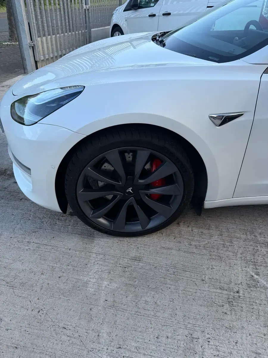 Used Tesla Model 3 Performance 461 kW (627 HP) 2020 White Sedan