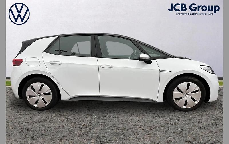 Used VW ID.3 Pro Performance 150 kW (204 HP) 2021 White Hatchback
