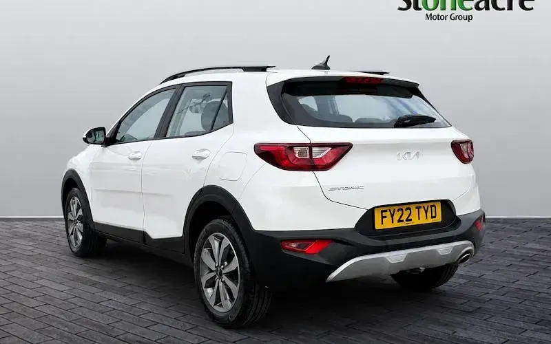 Used Kia Stonic 101 HP (74 kW) 2024 White SUV