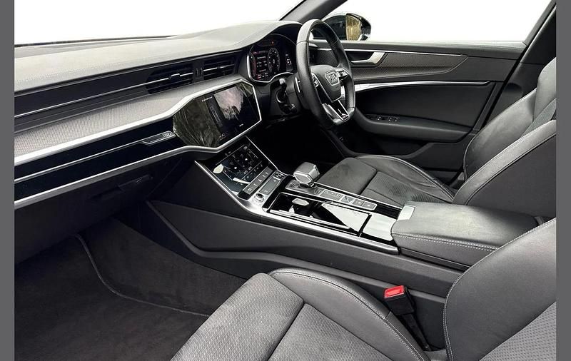 Used Audi A6 Black Edition 200 HP (147 kW) 2022 Grey Estate