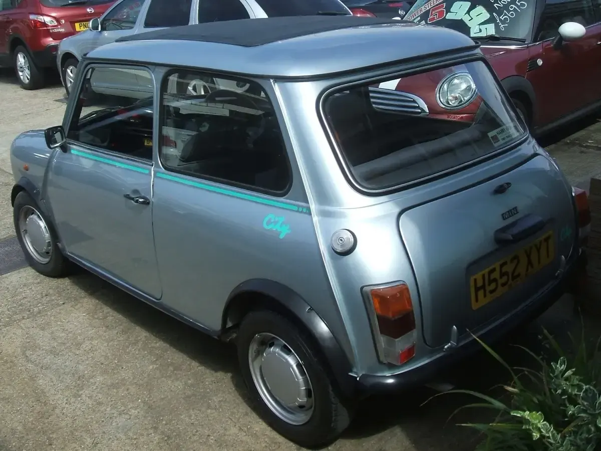 Used Rover Mini 41 HP (30 kW) 1990 Silver Sedan