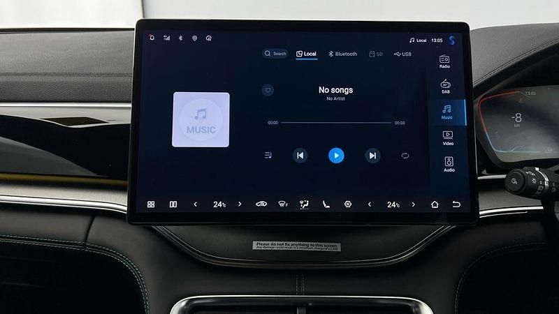 Used BYD Seal U Comfort 218 HP (160 kW) 2025 White SUV