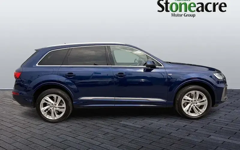 Used Audi Q7 S-Line 381 HP (280 kW) 2022 Blue SUV